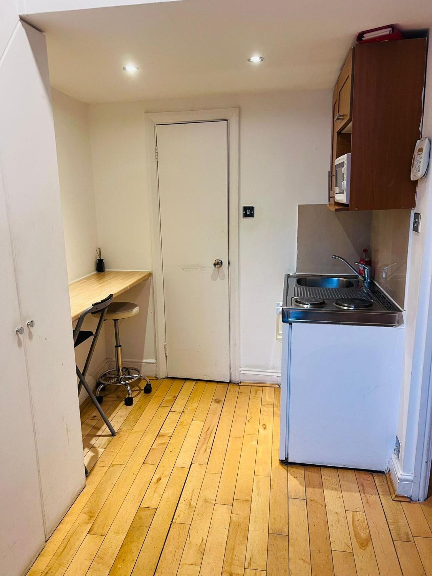 F5- Mezzanine Studio Fits 3 Near Paddington Лондон Экстерьер фото